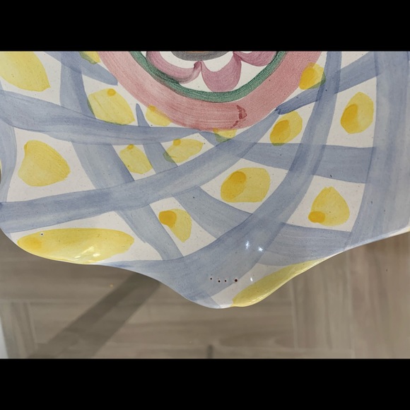 MacKenzie-Child’s Aalsmeer Ruffled Platter - Picture 7 of 15